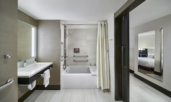 Shower, eco-friendly toiletries, hair dryer, towels at Harrahs Hotel and Casino Las Vegas