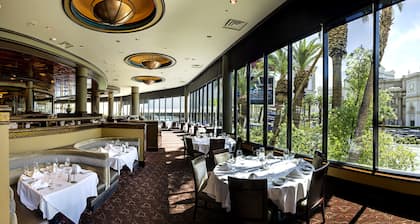 Harrah’s Las Vegas – A Caesars Rewards Destination