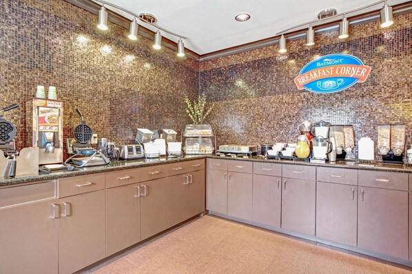Free daily continental breakfast