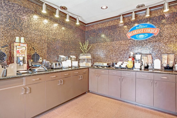 Free daily continental breakfast