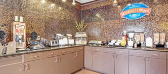 Baymont by Wyndham Dallas/ Love Field