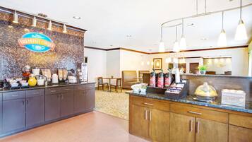 Free daily continental breakfast