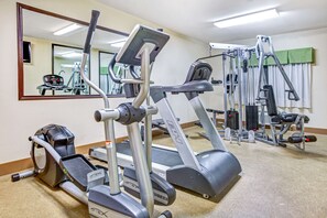 Fitness facility - Baymont by Wyndham Dallas/ Love Field (Dallas)