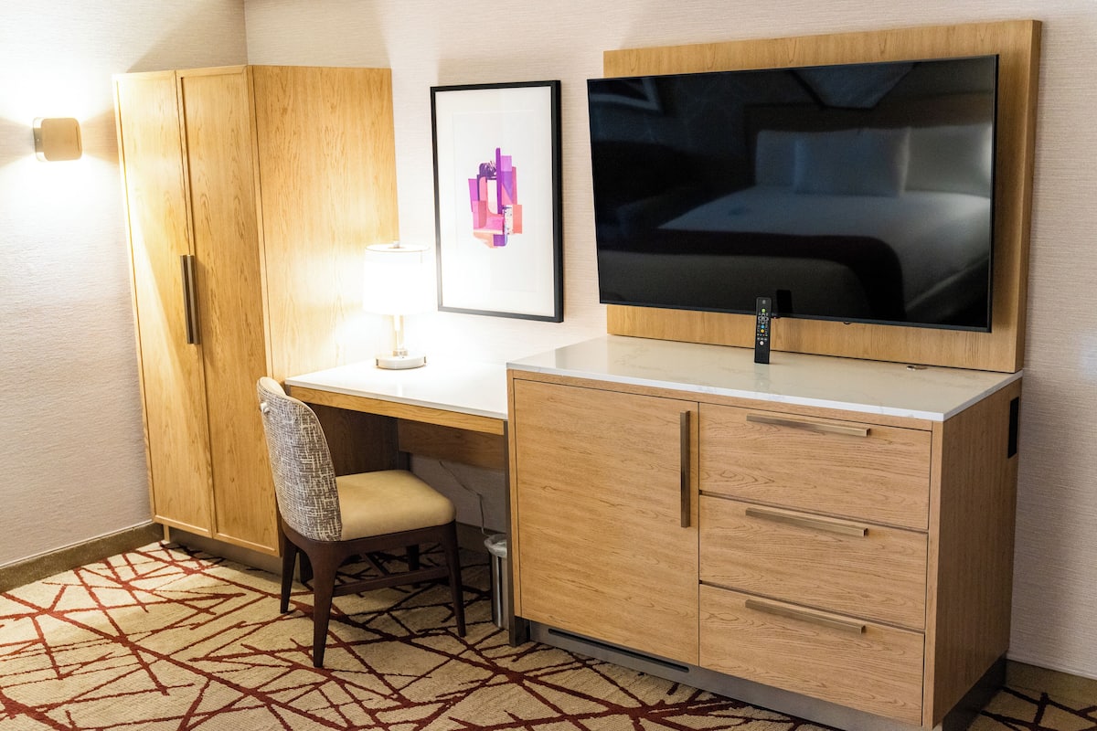 In-room safe, blackout drapes, iron/ironing board, free WiFi