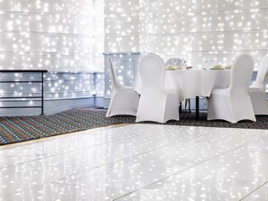 Indoor wedding - Mercure Ayr Hotel (Ayr)