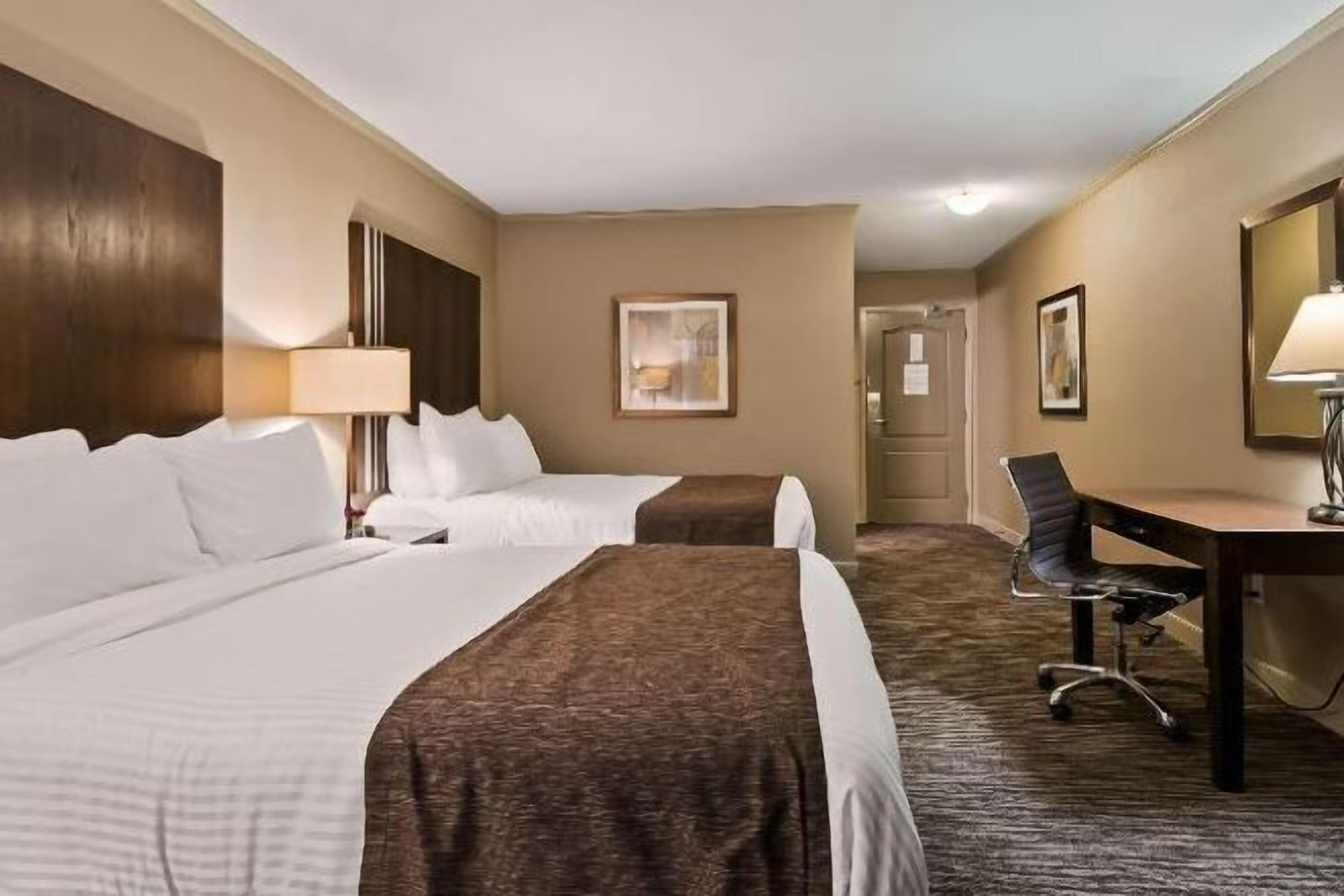 Desk, blackout curtains, iron/ironing board, free WiFi