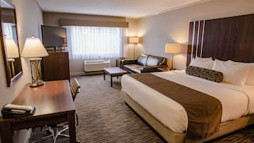 Bureau, rideaux occultants, fer et planche Ă repasser, Wi-Fi gratuit