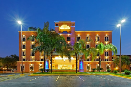 Holiday Inn Express Monterrey Galerias by IHG
