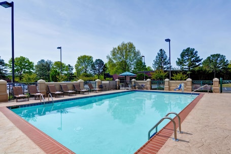 Seasonal outdoor pool. Hyatt Place Memphis/Wolfchase Galleria