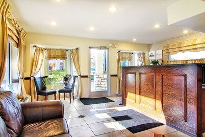 Days Inn by Wyndham Market Center Dallas Love Field