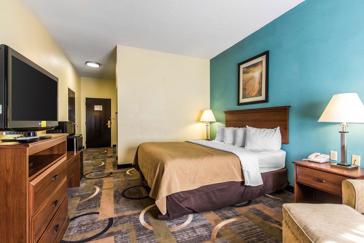 Pillow-top beds, in-room safe, desk, blackout curtains