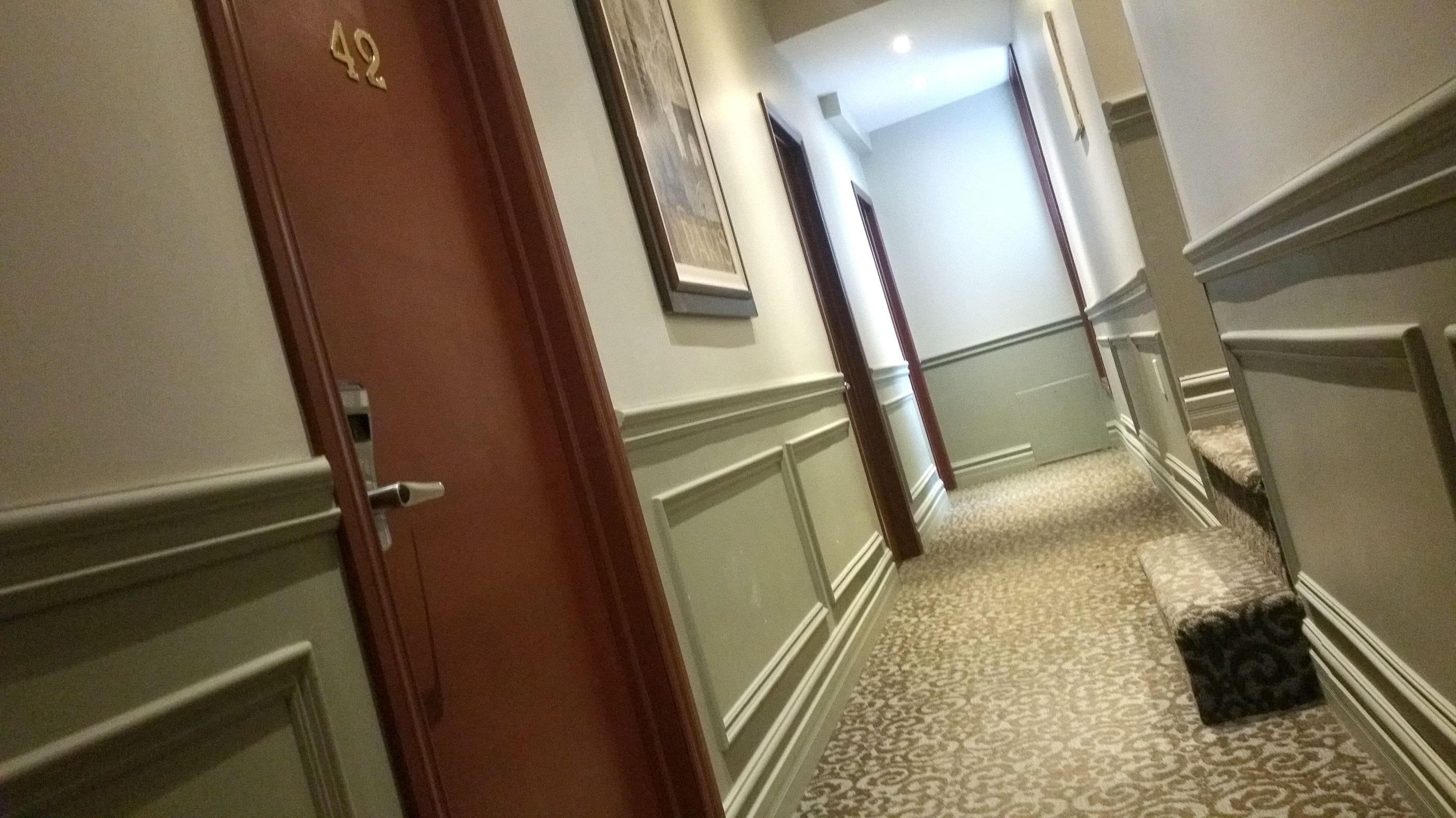 Photo - Hotel de Paris Montreal