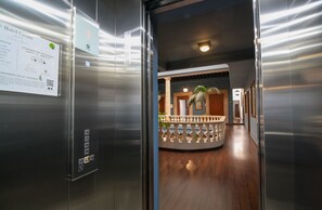 Elevator