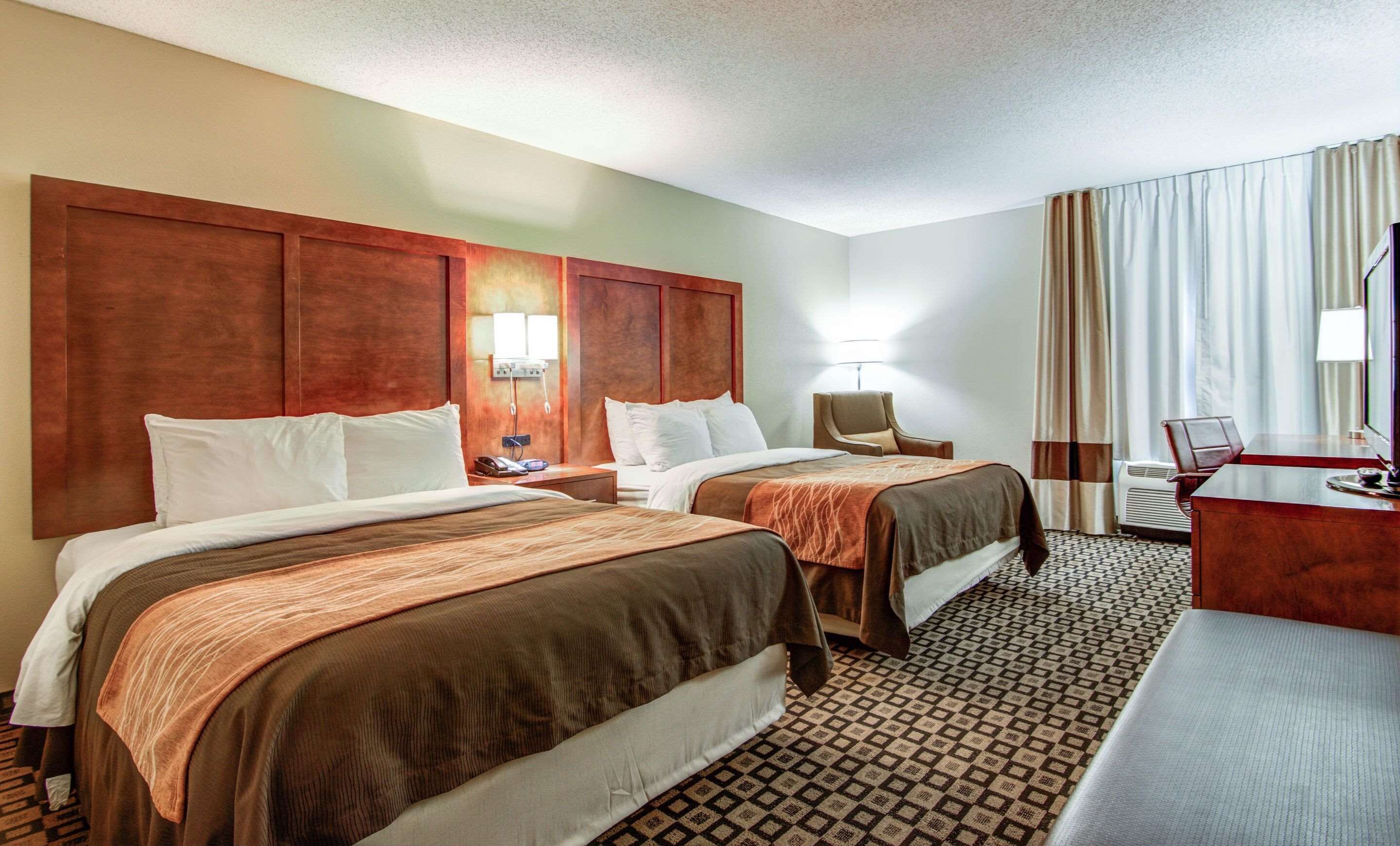 Tabla de planchar con plancha y camas plegables/adicionales 