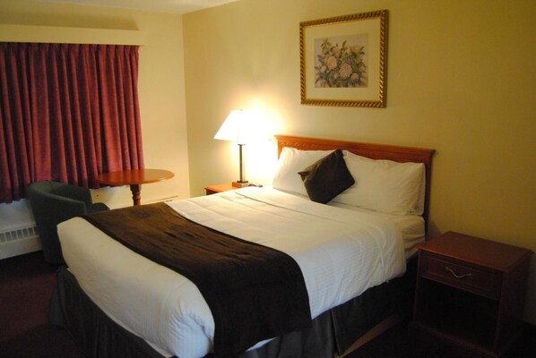 Desk, iron/ironing board, free WiFi, bed sheets