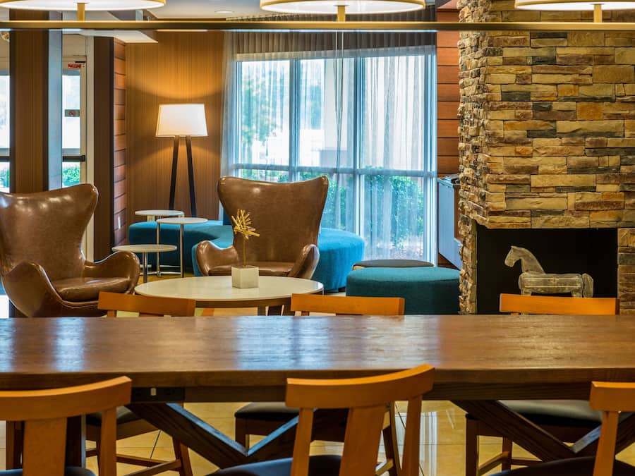 Kawasan tempat duduk lobi