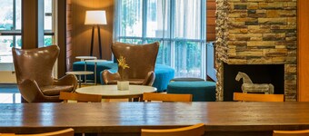 納什維爾歐普里朗萬豪套房費爾菲爾德酒店