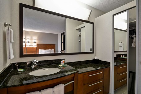 Hyatt Place Miami Airport West Doral - Image 13