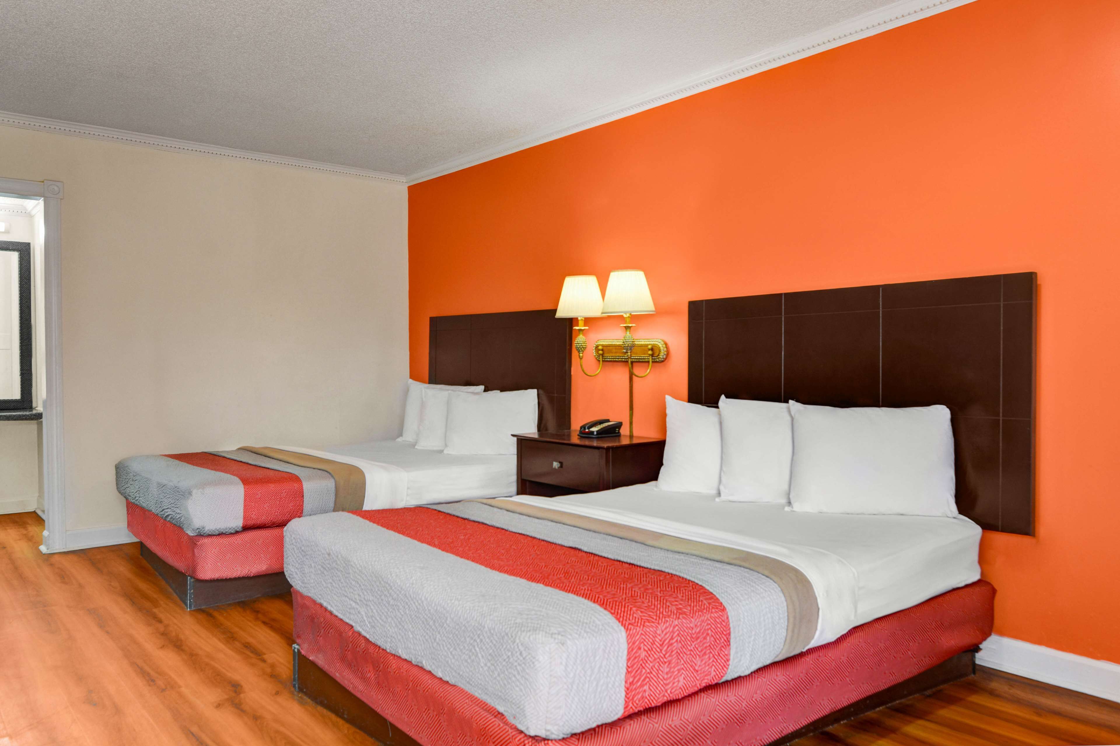 Wi-Fi gratuit, draps fournis