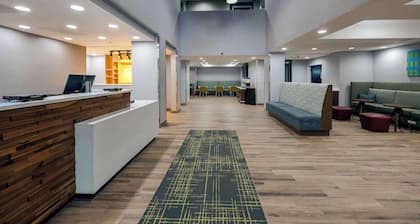 Hampton Inn & Suites Alpharetta Roswell
