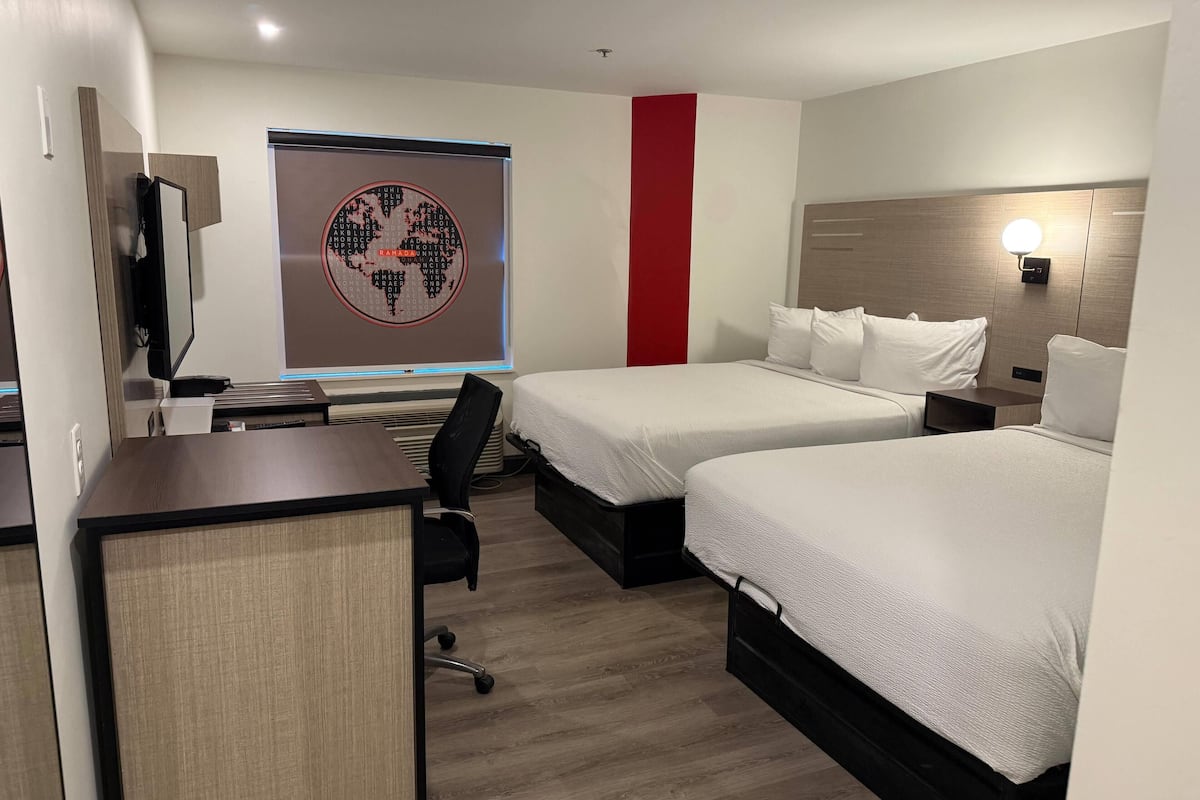 Chambre, 2 grands lits, non-fumeur