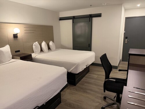 Ramada by Wyndham Albany GA