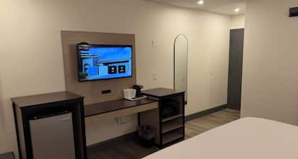 Ramada by Wyndham Albany GA