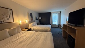 Doppelzimmer, 2 Doppelbetten, Nichtraucher | 1 Schlafzimmer, hochwertige Bettwaren, Schreibtisch