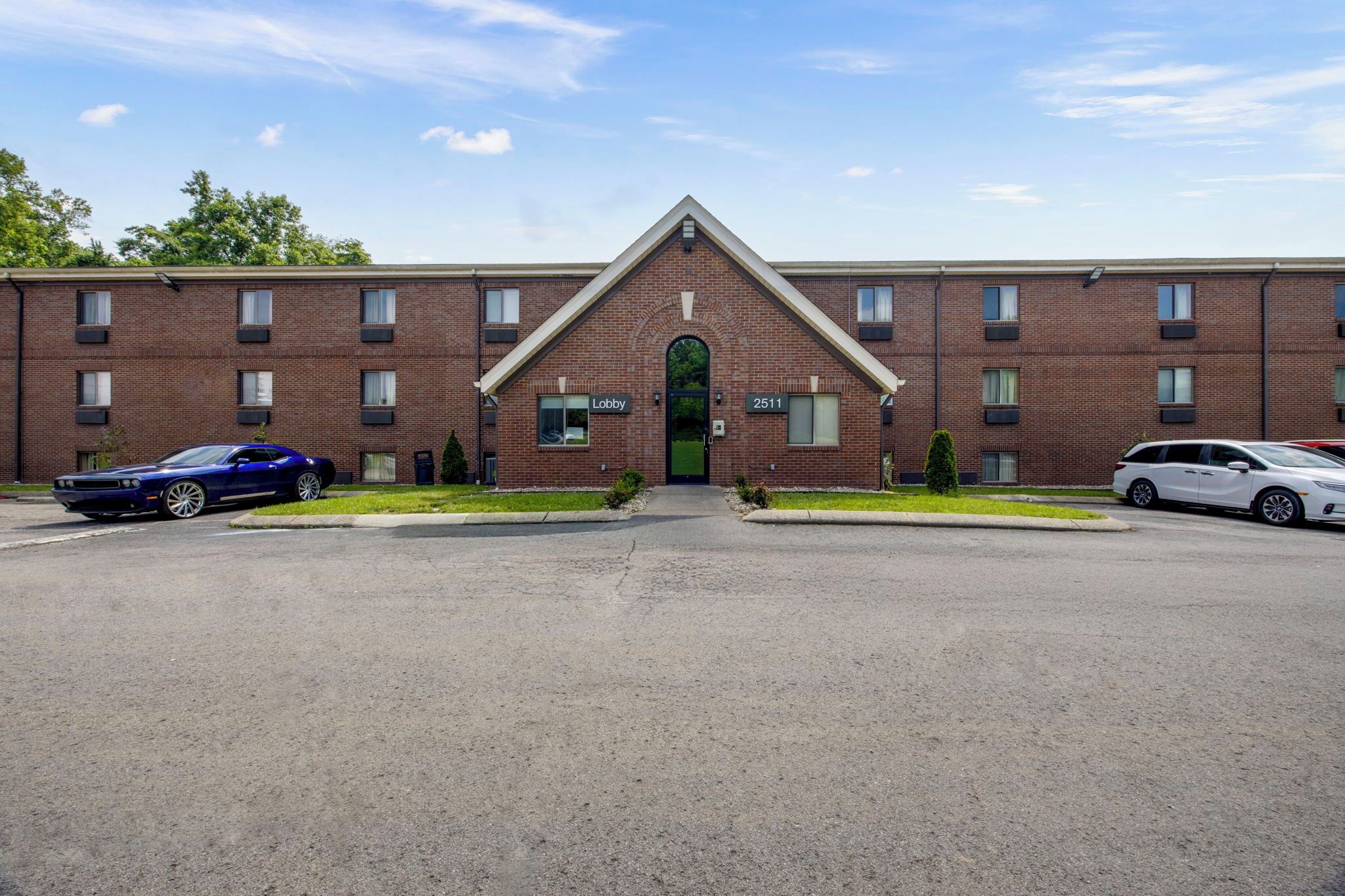 Foto - HomeStay Suites