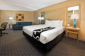 Room, 1 Queen Bed, Accessible, Non Smoking (Bathtub) | Premium bedding, desk, iron/ironing board, free WiFi