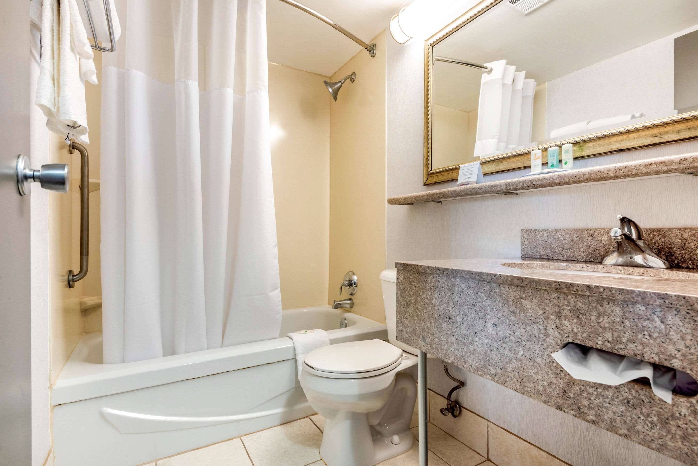 Foto - Quality Inn & Suites 5585 Ambler Drive Mississauga Ontario