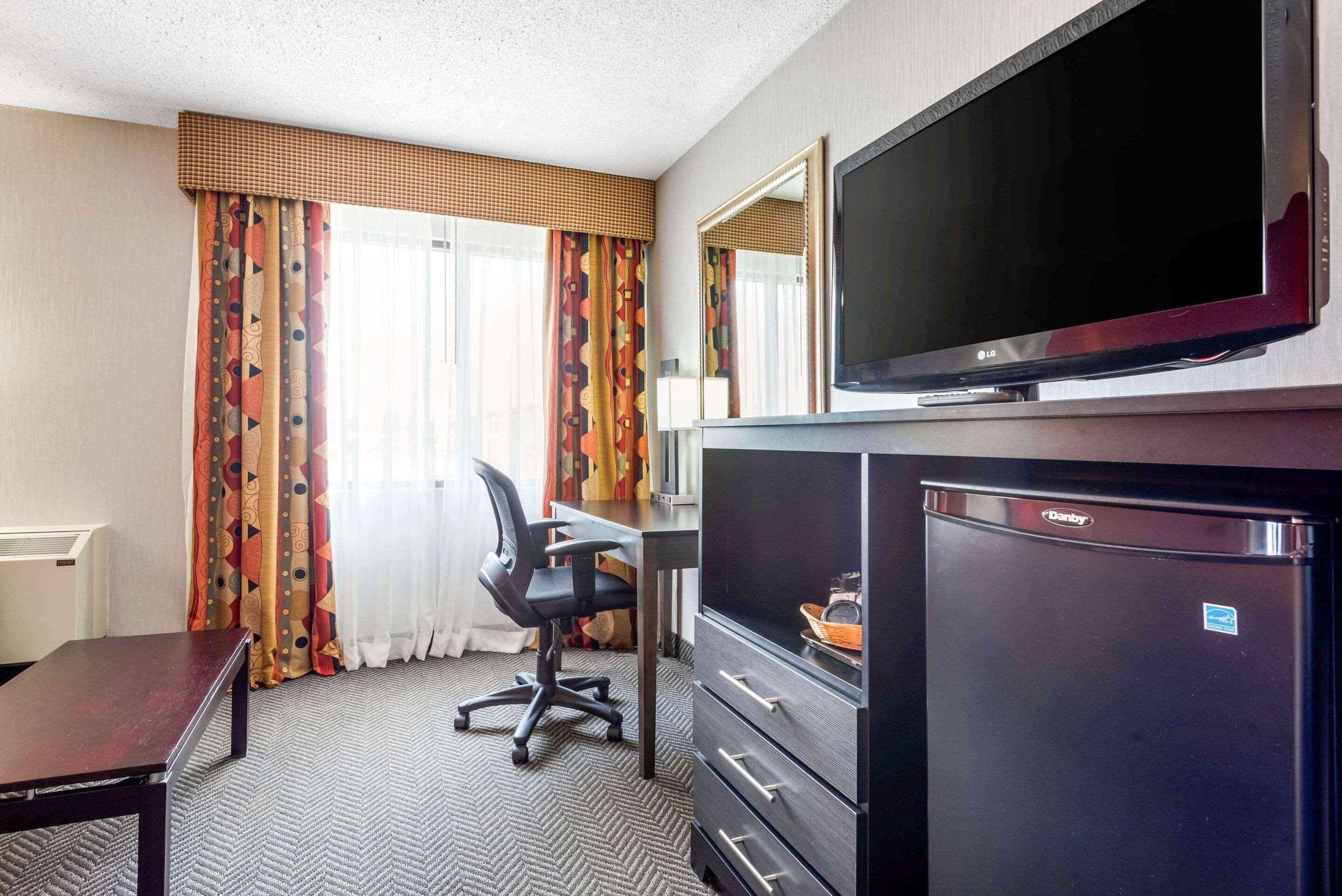 Foto - Quality Inn & Suites 5585 Ambler Drive Mississauga Ontario