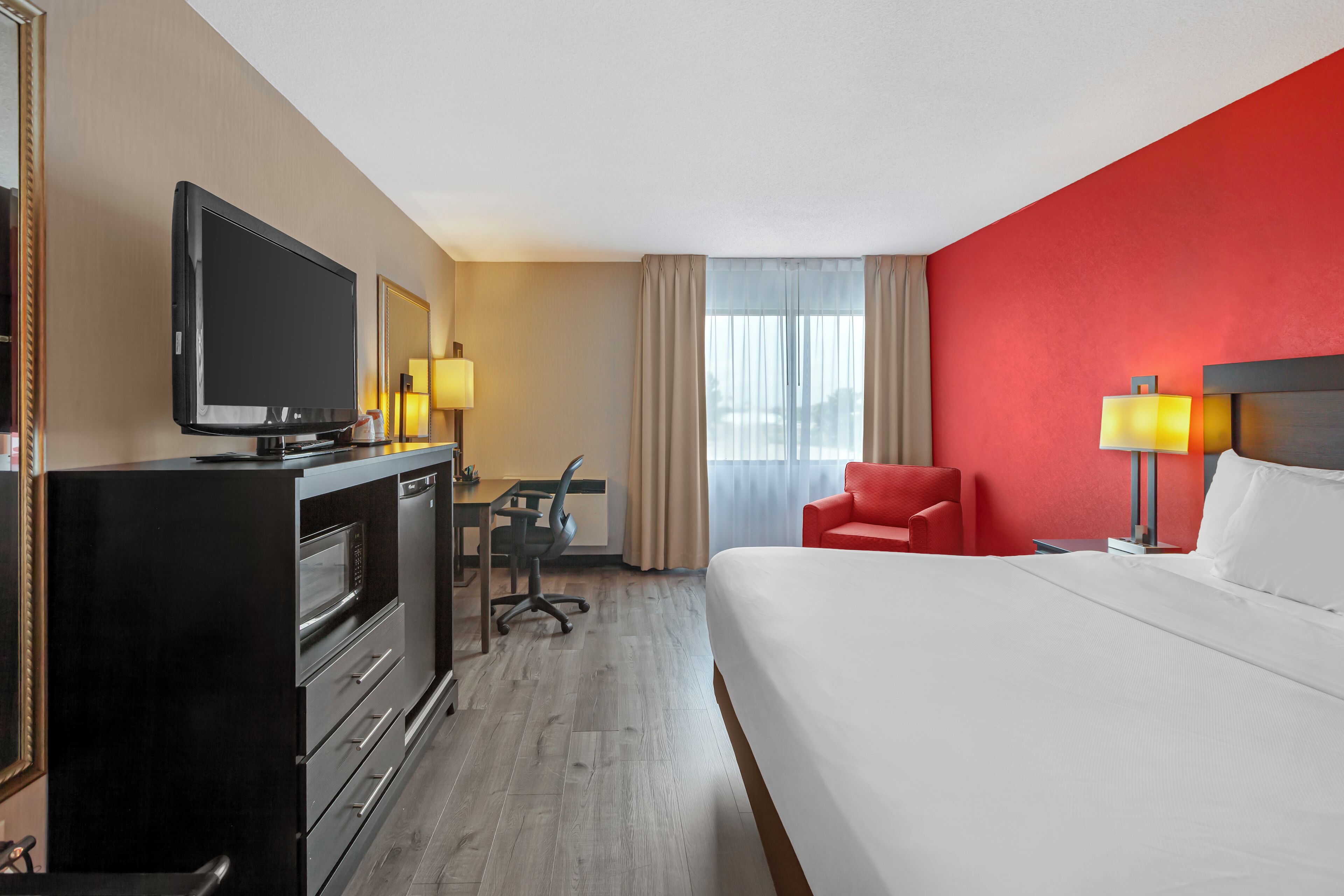 Photo - Quality Inn & Suites 5585 Ambler Drive Mississauga Ontario