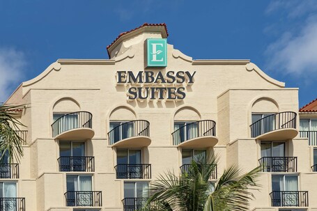 Embassy Suites by Hilton Miami International Airport - Image 58