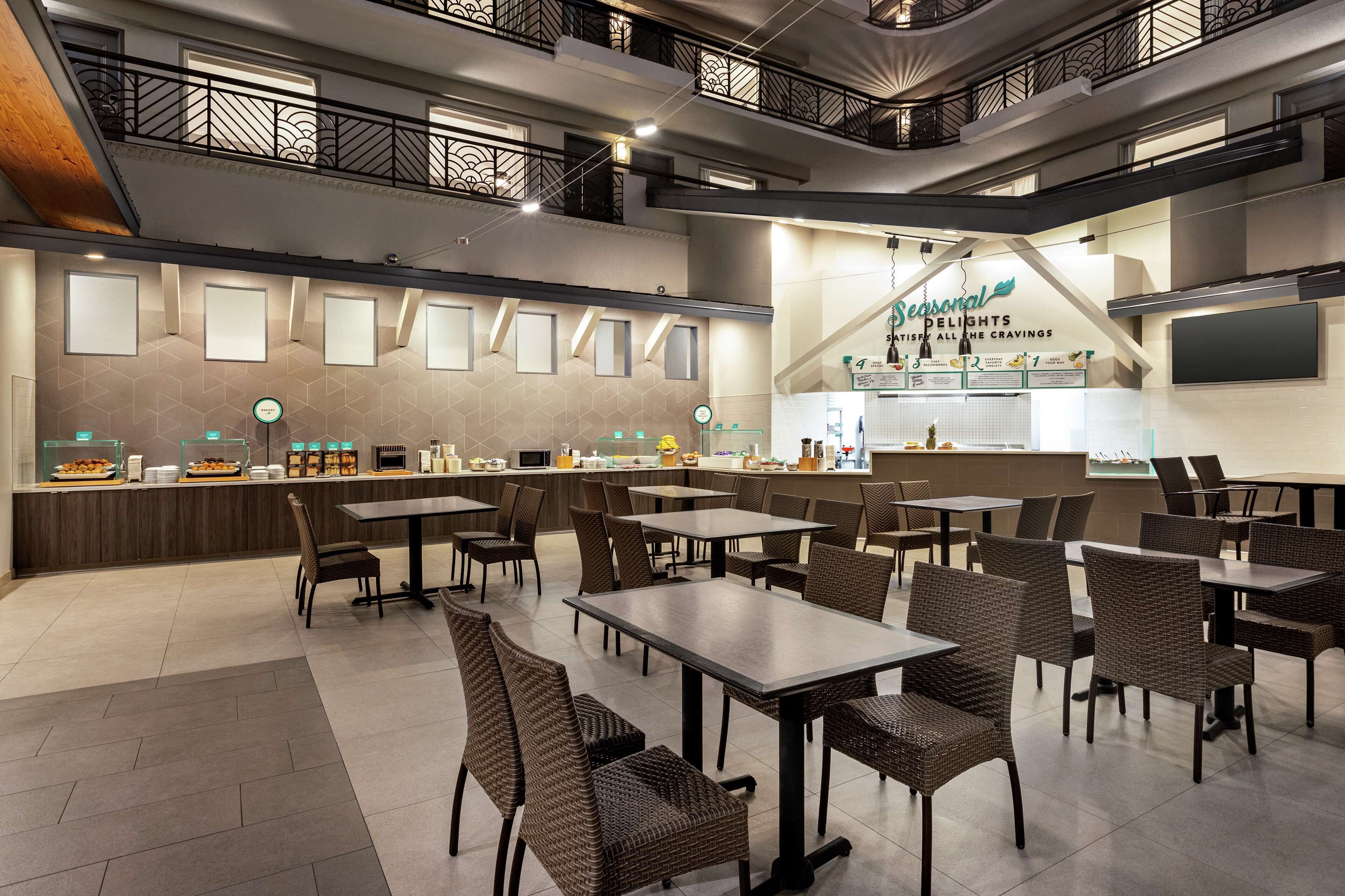 Desayuno buffet incluido todos los días 