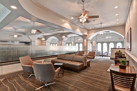 Embassy Suites by Hilton Miami International Airport - Image 42
