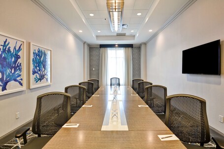 Embassy Suites by Hilton Miami International Airport - Image 26