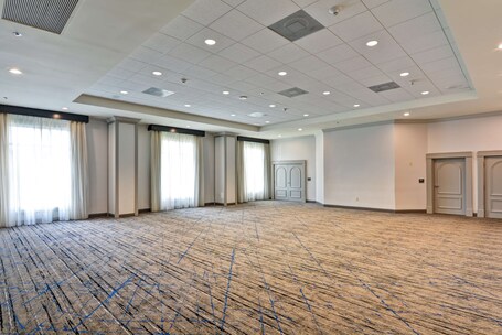 Embassy Suites by Hilton Miami International Airport - Image 77
