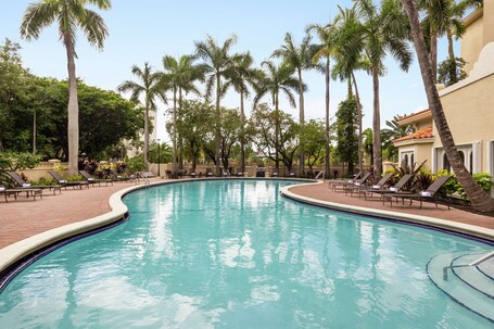 Embassy Suites by Hilton Miami International Airport - Image 18