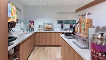 Free daily continental breakfast