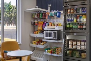 Snack bar