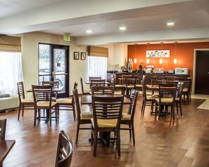 Free daily continental breakfast - Sleep Inn Arlington Near Six Flags (Arlington)