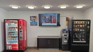 Vending machine - Motel 6 Tucson, AZ (Tucson)