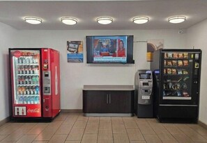 Vending machine - Motel 6 Tucson, AZ (Tucson)