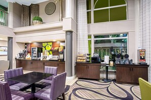 Dagelijks ontbijt voor onderweg inbegrepen