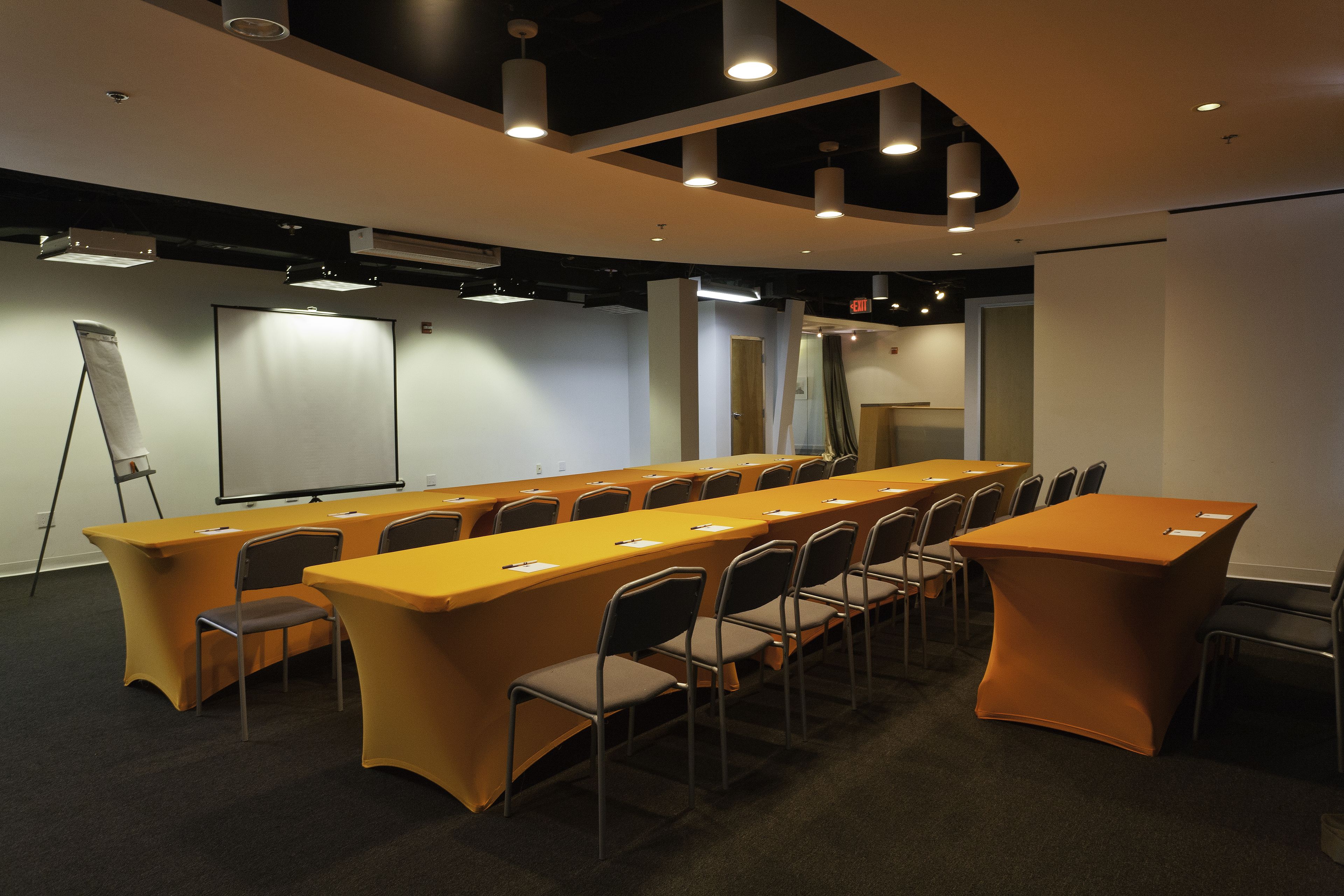 Photo - Albion Hotel