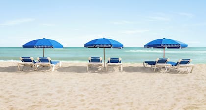Holiday Inn Miami Beach - Oceanfront by IHG