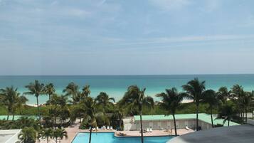 Room, 2 Double Beds, Kitchen, Oceanfront | Premium bedding, pillowtop beds, in-room safe, blackout drapes