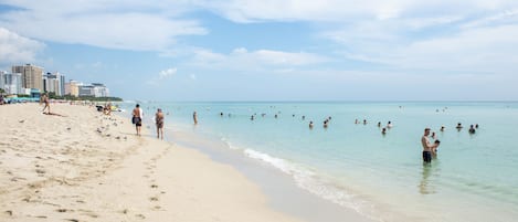 Beach nearby, sun loungers, beach umbrellas, beach towels