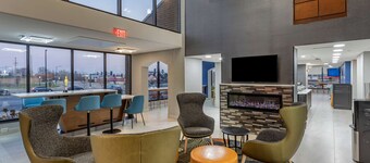 Best Western Plus St. Louis West-Westport